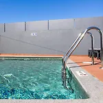 Sun House Ab