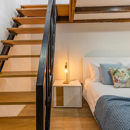 Sun House Ab Villa Calheta (Madeira)