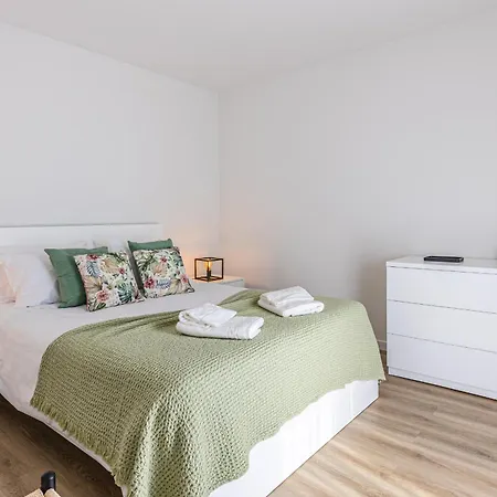 Sun House Ab Villa Calheta (Madeira)