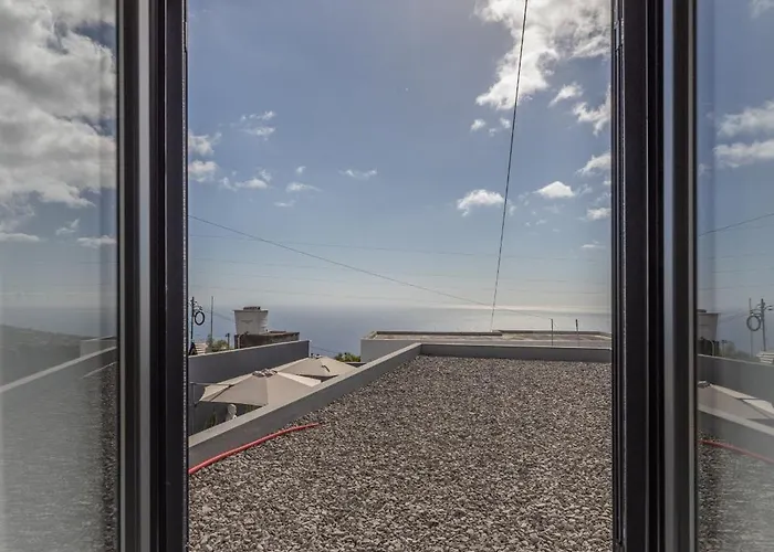 Sun House Ab Villa *